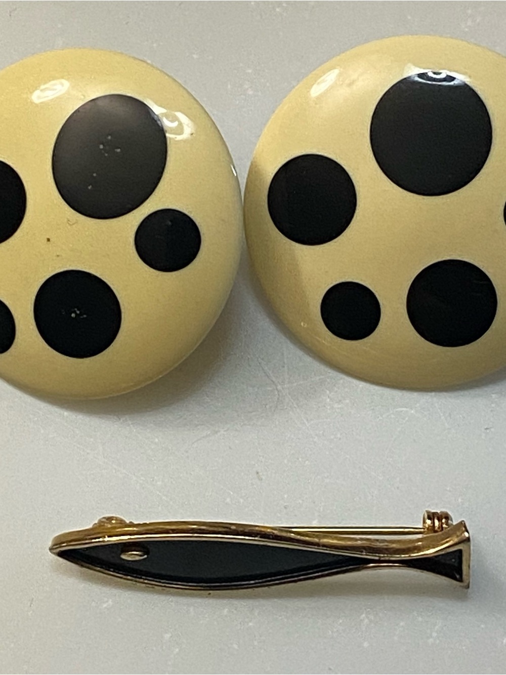 Vintage Beige & Black Polka Dot Pierced Earrings with Gold Black Fish Bar Pin